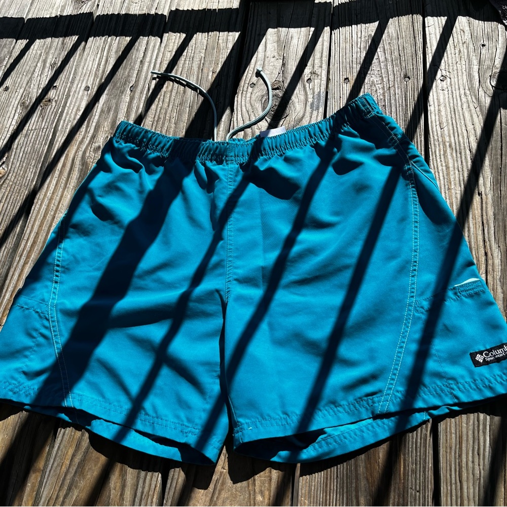 Columbia Sportswear Company Sky Blue Mesh Boardshorts Men's Size L